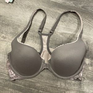 34D Victoria Secret Bra